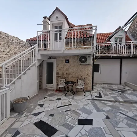 Nanna's Little Paradise * Hvar Town