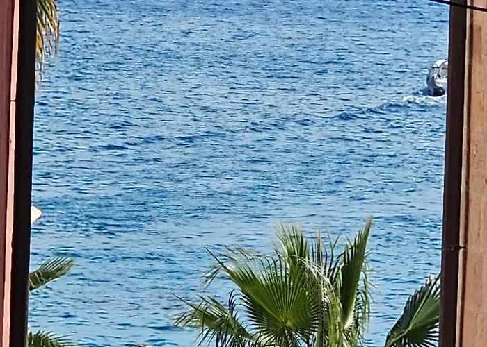 Nanna's Little Paradise Hvar Town